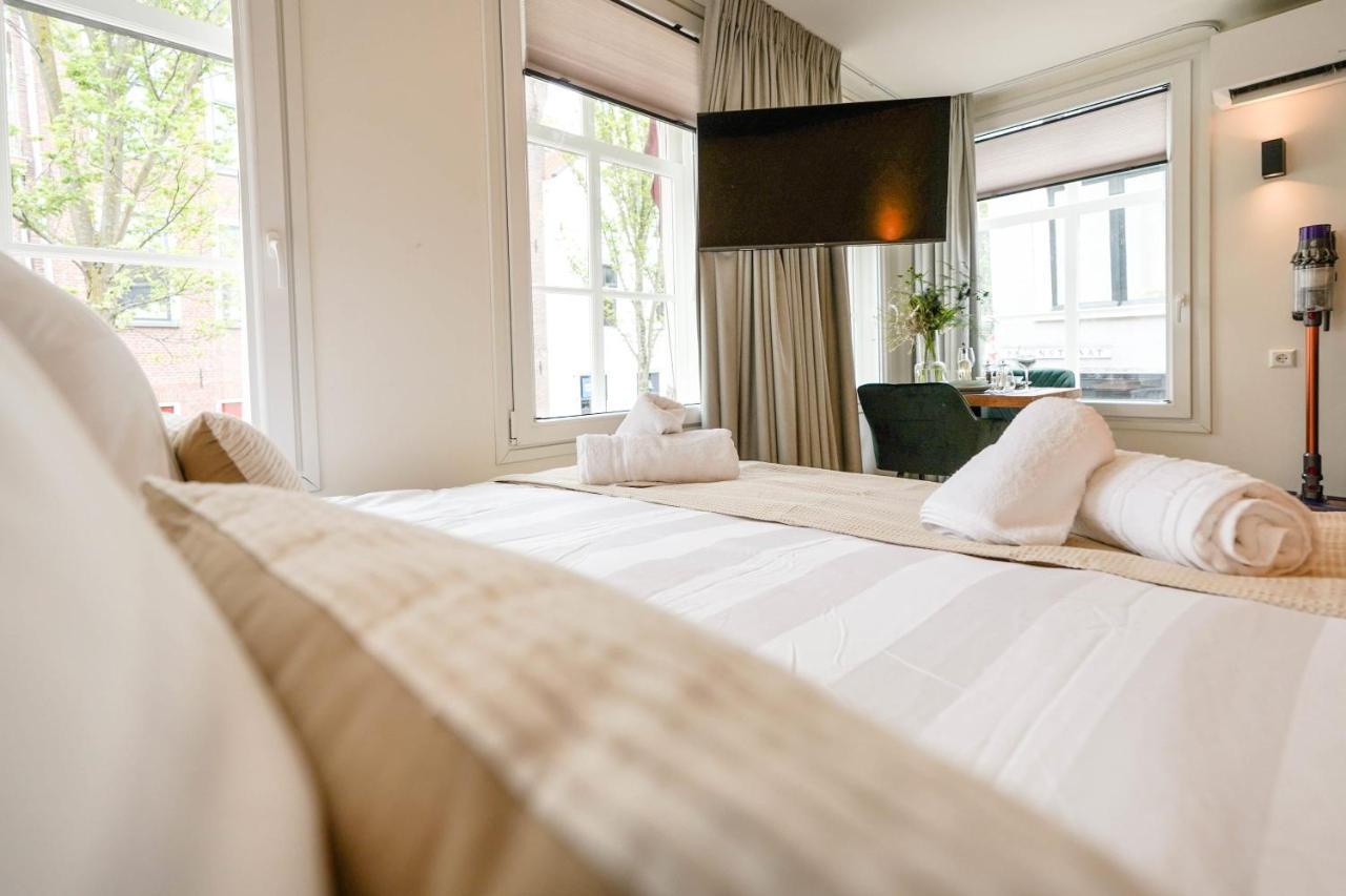 Deluxe 20M2 Canal View Delft Dış mekan fotoğraf