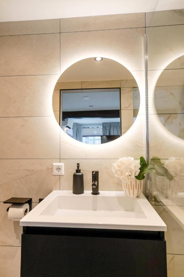 Deluxe 20M2 Canal View Delft Dış mekan fotoğraf